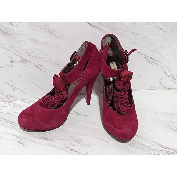 Steve Madden Women's Red Suede Flower Heels Size 8 - Picture 1 of 6